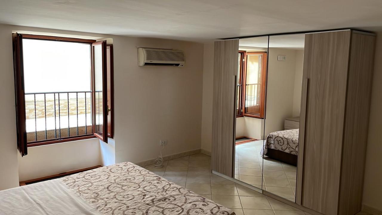 Casa Emilia Apartment Naples Exterior photo