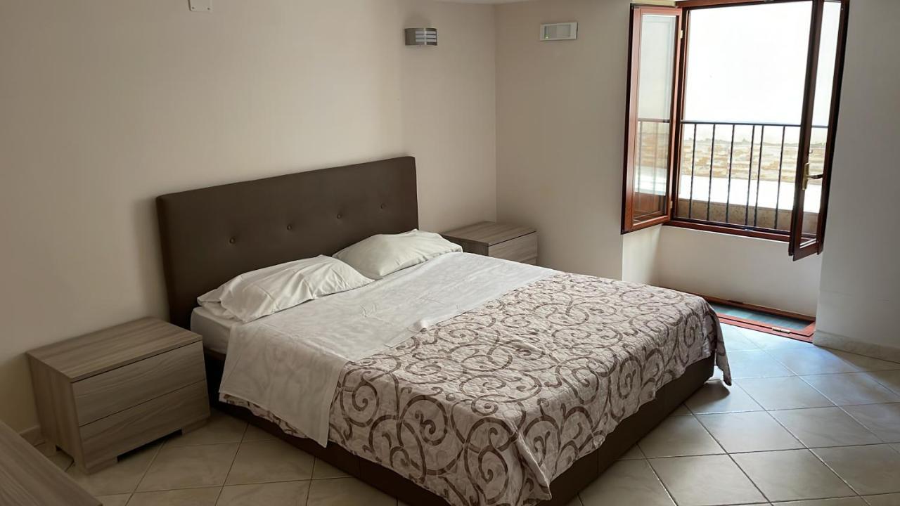 Casa Emilia Apartment Naples Exterior photo